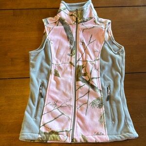 Women’s medium Cabela’s fleece camo vest